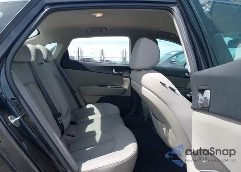 2016 Kia Optima Lx Turbo from USA, damaged, VIN 5XXGT4L19GG047568